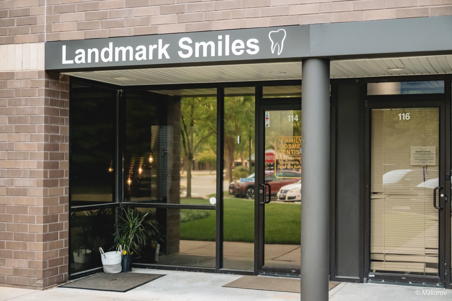 Landmark Smiles office entrance